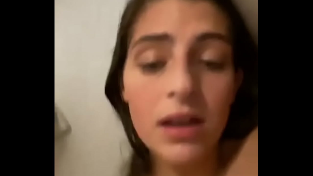 ನೀಲಿ ಕಣ್ಣಿನ ಹಾಟಿ, ಸಣ್ಣ ಹೋಮ್ ಸೆಕ್ಸ್ ವೀಡಿಯೊಗಳು, ಆಯ್ಕೆ